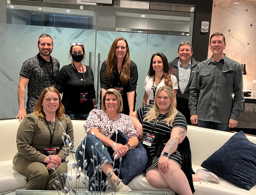 Group photo showing 9 people participating in the focus group.
